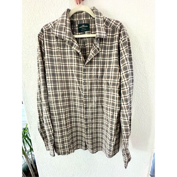 NWT Rudd & Gunn long-sleeved, button-down flannel men shirt. Features a brown, g - Picture 4 of 7